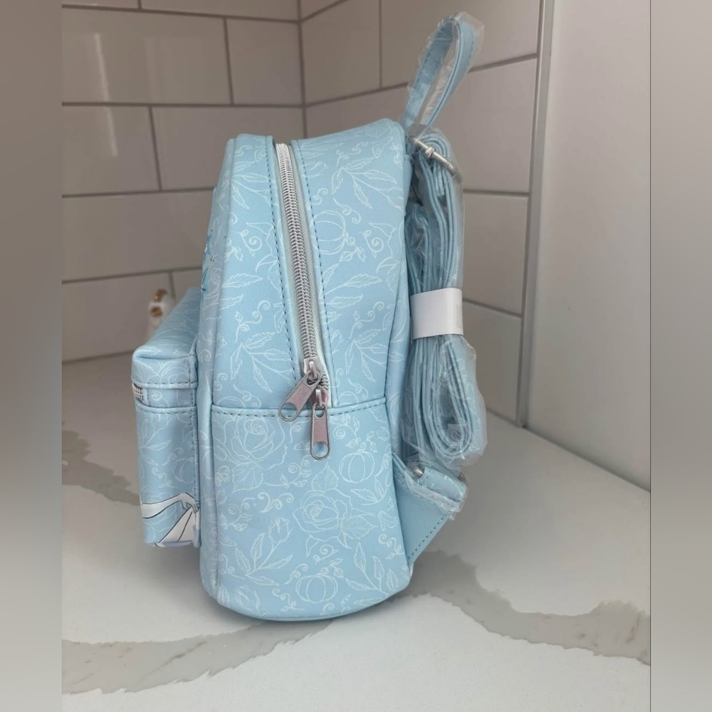 brand new with tag Loungefly Disney Cinderella Sketch Mini Backpack - Picture 11 of 11